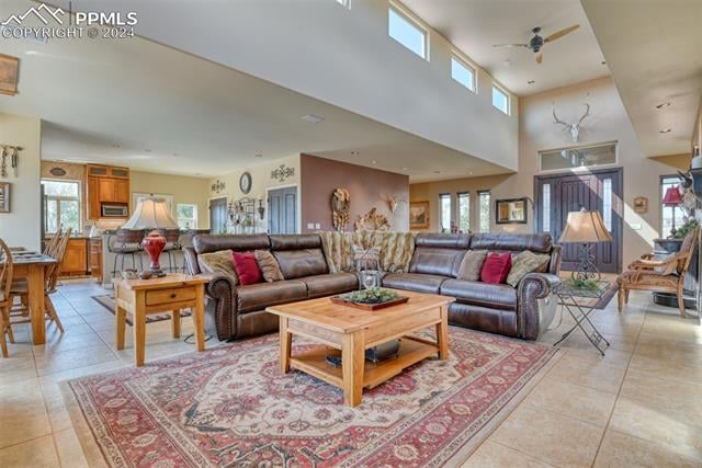 854 S Charlo Dr, Pueblo, CO 81007