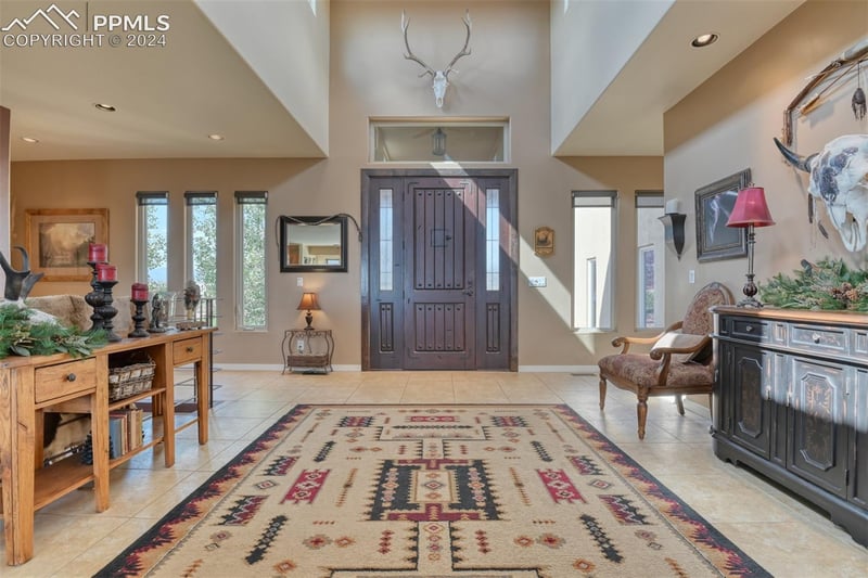 854 S Charlo Dr, Pueblo, CO 81007