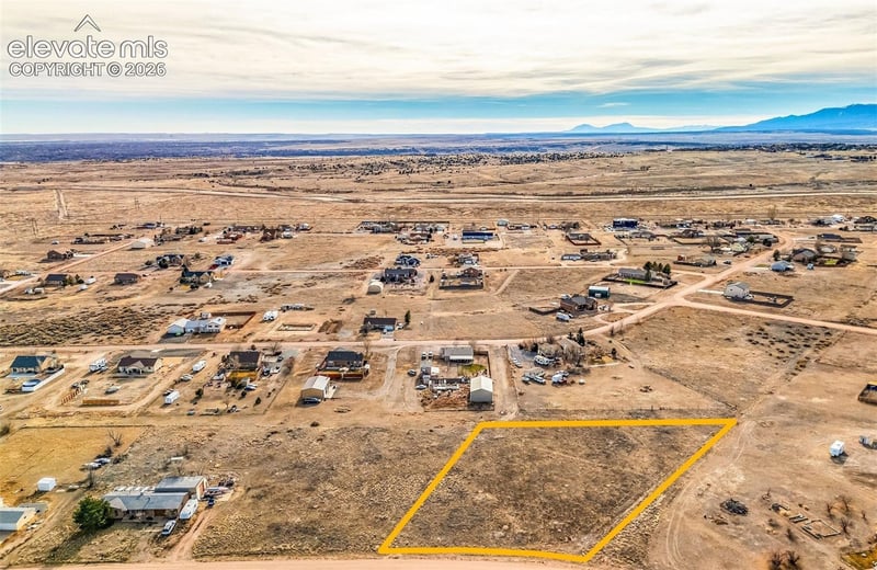 854 E Waverly Dr, Pueblo, CO 81007