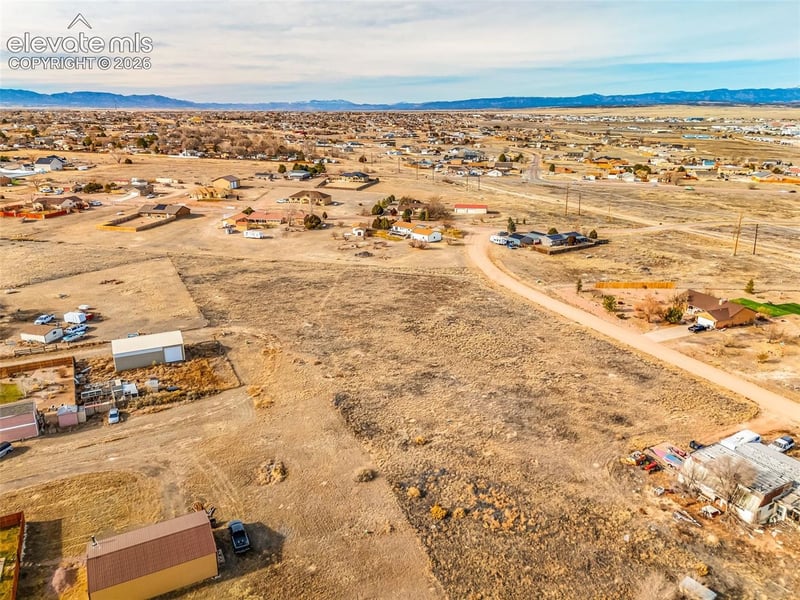 872 E Waverly Dr, Pueblo, CO 81007