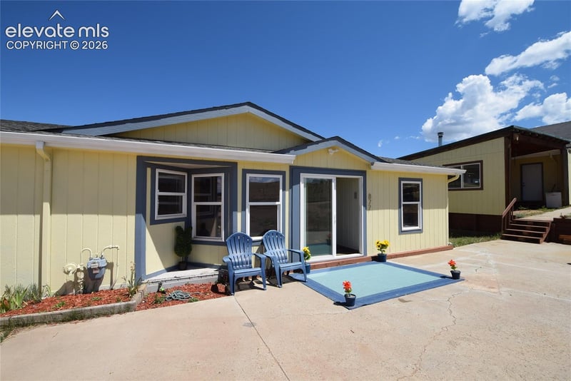 877 Maid Marian Dr, Divide, CO 80814