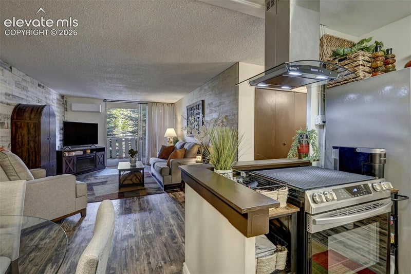 900 Saturn Dr #207, Colorado Springs, CO 80905