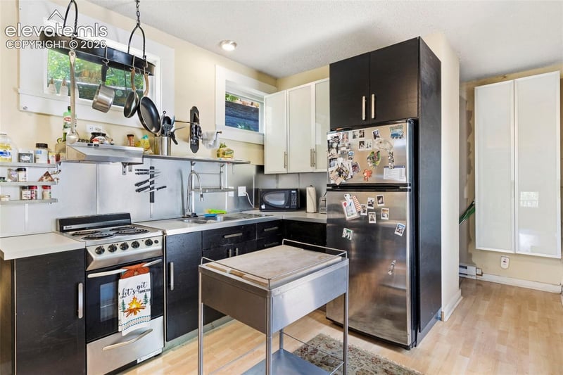909 Osage Ave, Manitou Springs, CO 80829