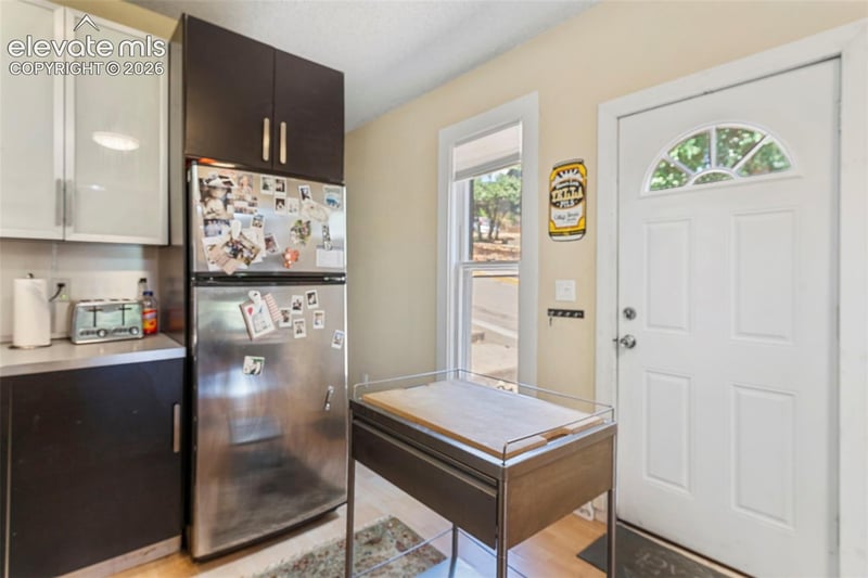 909 Osage Ave, Manitou Springs, CO 80829