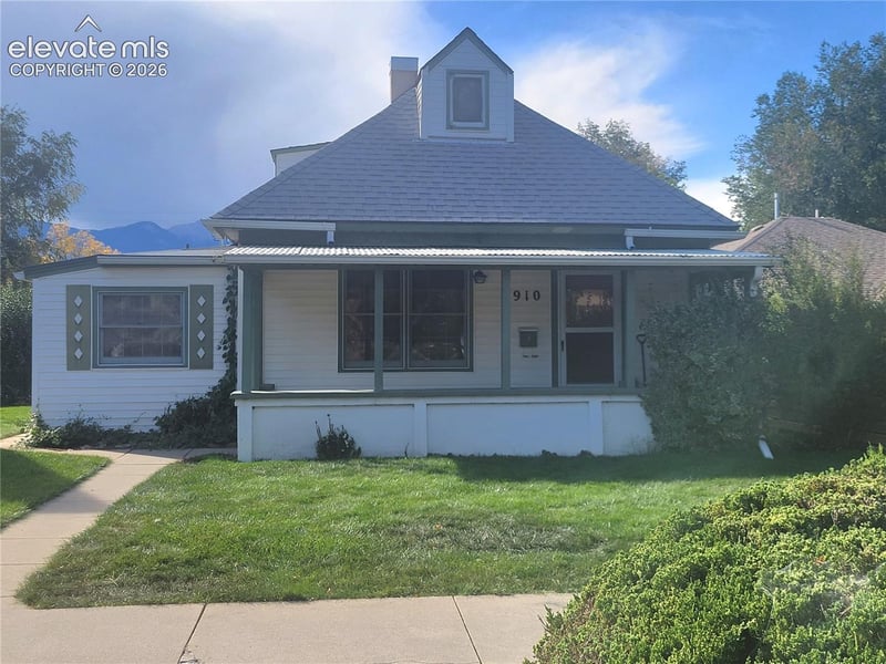 910 N Cedar St, Colorado Springs, CO 80903