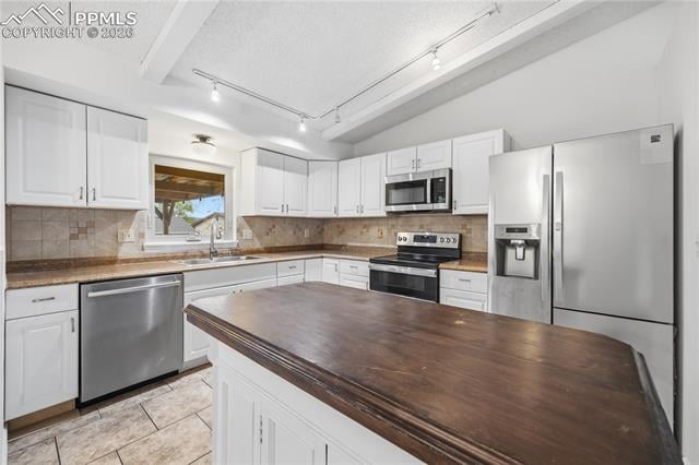 912 Amsterdam Dr, Colorado Springs, CO 80907