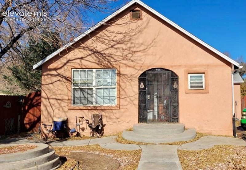915 E River St, Pueblo, CO 81001