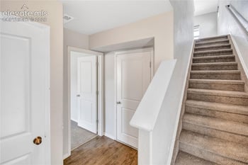 921 Grissom Dr, Colorado Springs, CO 80915