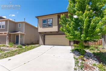921 Grissom Dr, Colorado Springs, CO 80915
