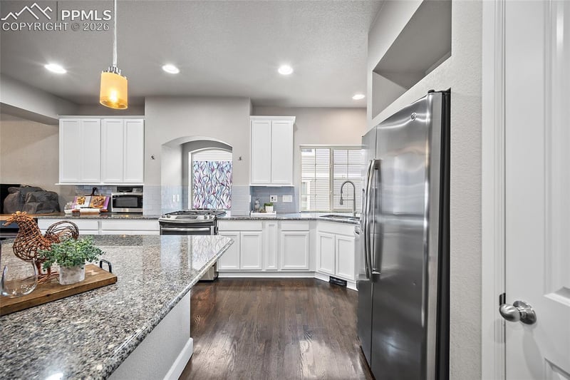 9225 Castle Oaks Dr, Fountain, CO 80817