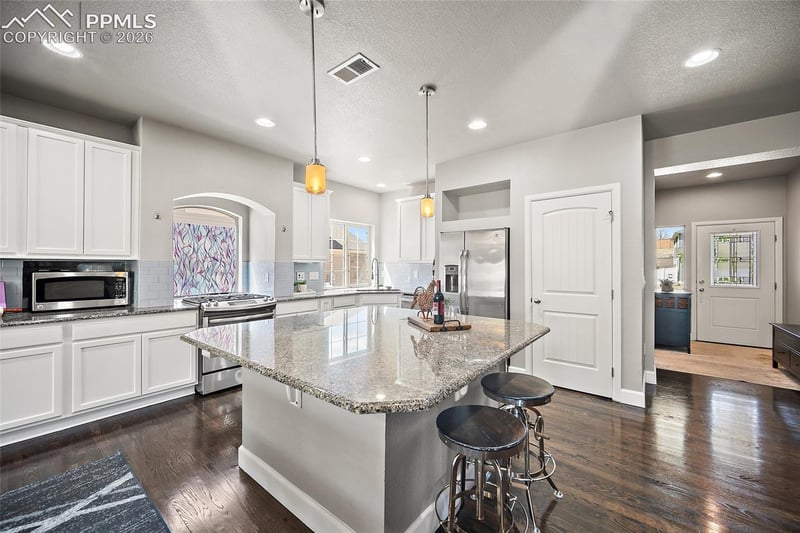 9225 Castle Oaks Dr, Fountain, CO 80817