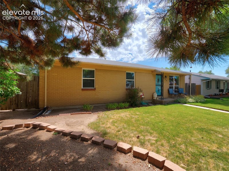 925 Tia Juana St, Colorado Springs, CO 80909