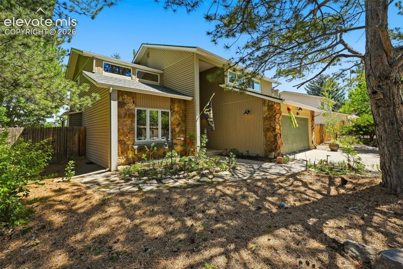 927 Oakwood Dr, Castle Rock, CO 80104
