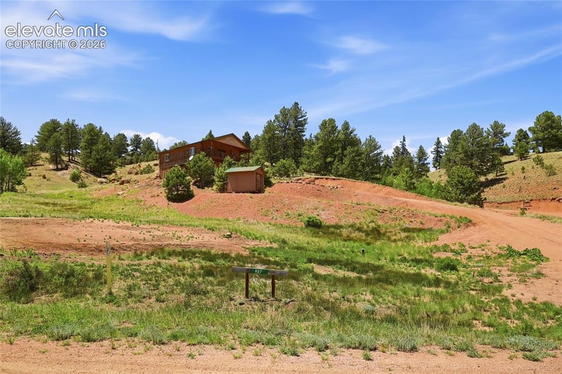 927 Stonehenge Dr, Florissant, CO 80816