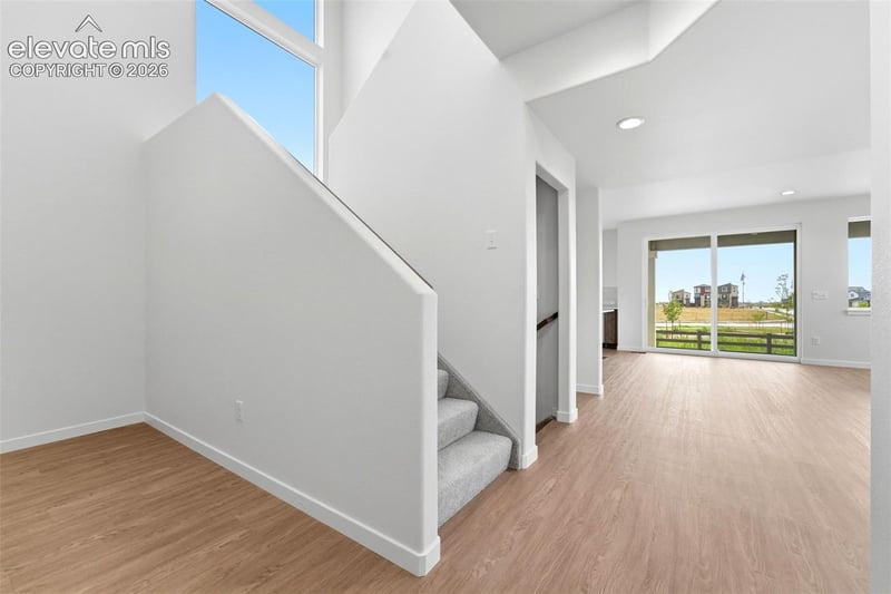 9283 Old Divide Dr, Colorado Springs, CO 80908