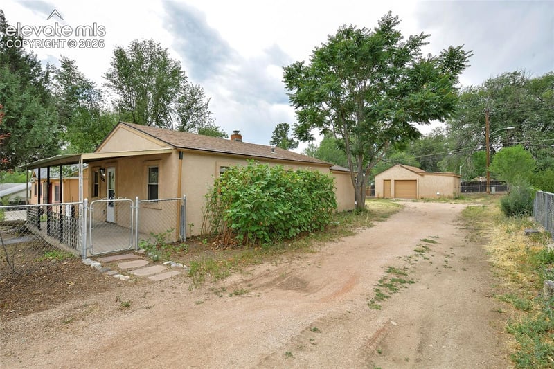930 Alexander Rd, Colorado Springs, CO 80909