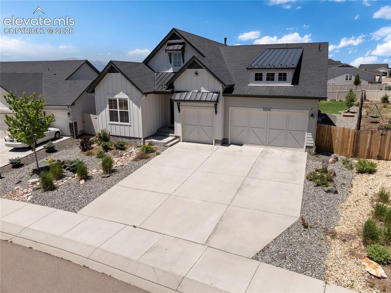 9320 Beaver Brook Dr, Colorado Springs, CO 80908