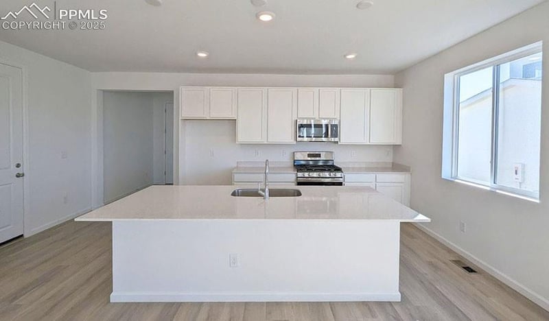 9337 Golden Buffs Dr, Colorado Springs, CO 80925