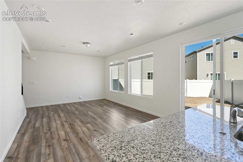 9337 Twin Sisters Dr, Colorado Springs, CO 80927