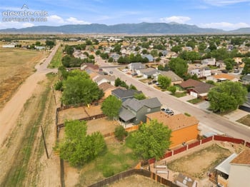 934 Square Dance Ln, Fountain, CO 80817