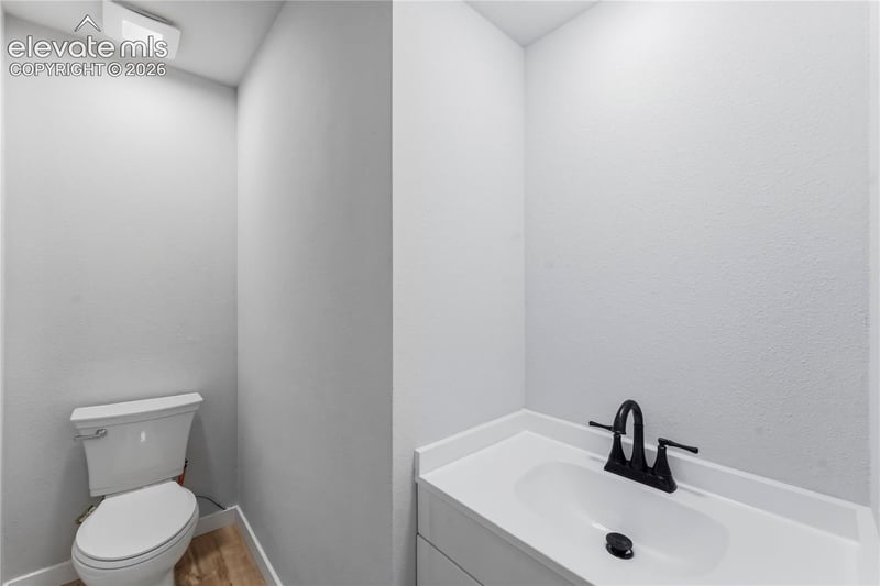 935 Saturn Dr #203, Colorado Springs, CO 80905