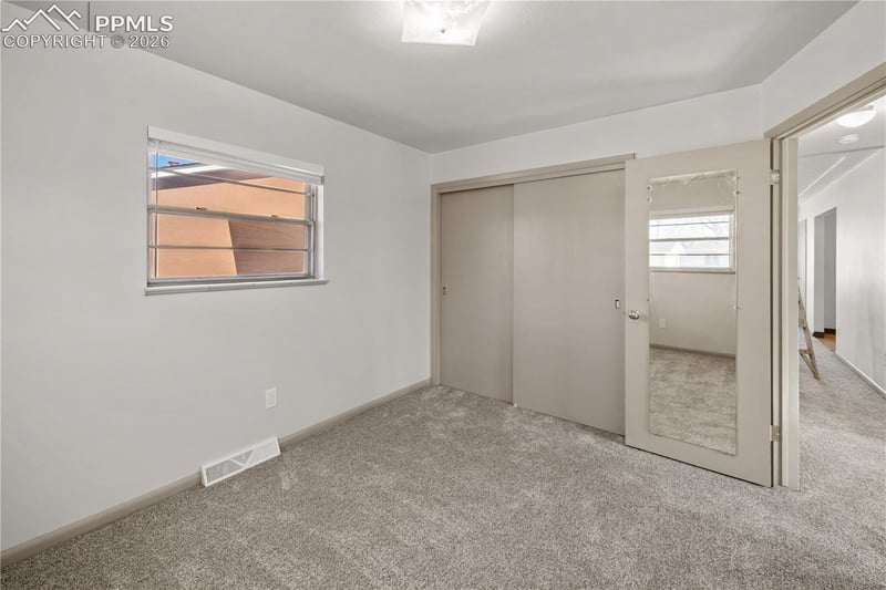 943 Bragdon Ave, Pueblo, CO 81004