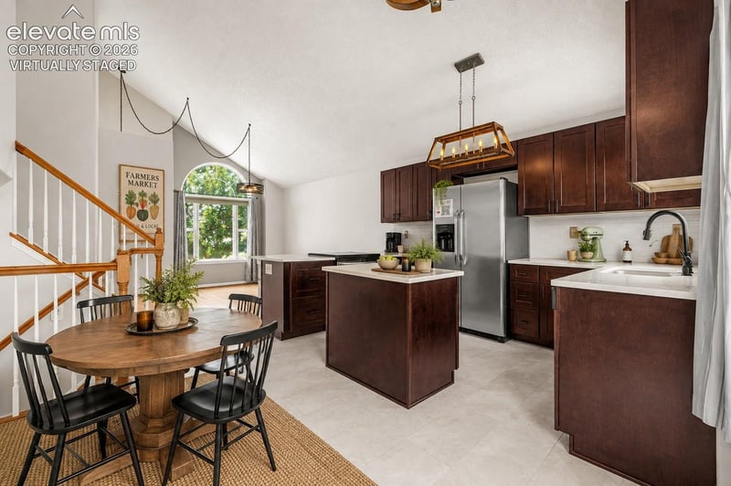9431 Summit Mesa Dr, Fountain, CO 80817
