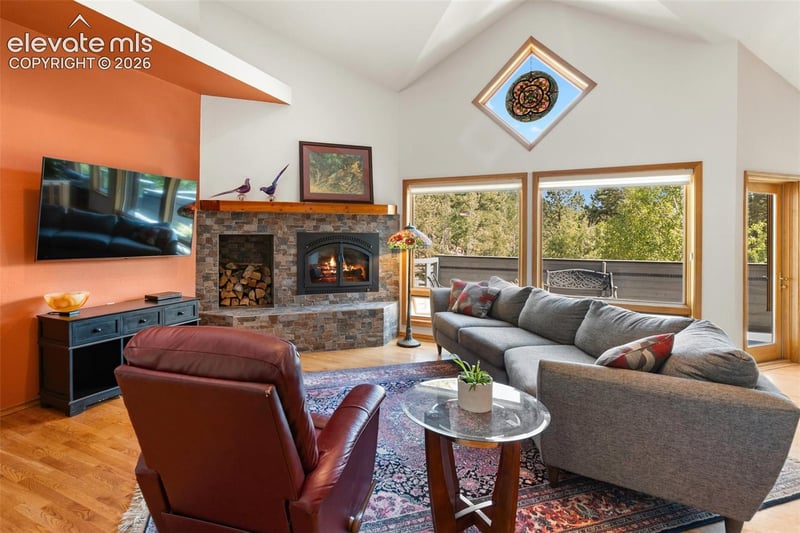 945 Sun Valley Dr, Woodland Park, CO 80863