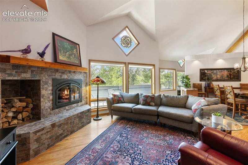 945 Sun Valley Dr, Woodland Park, CO 80863