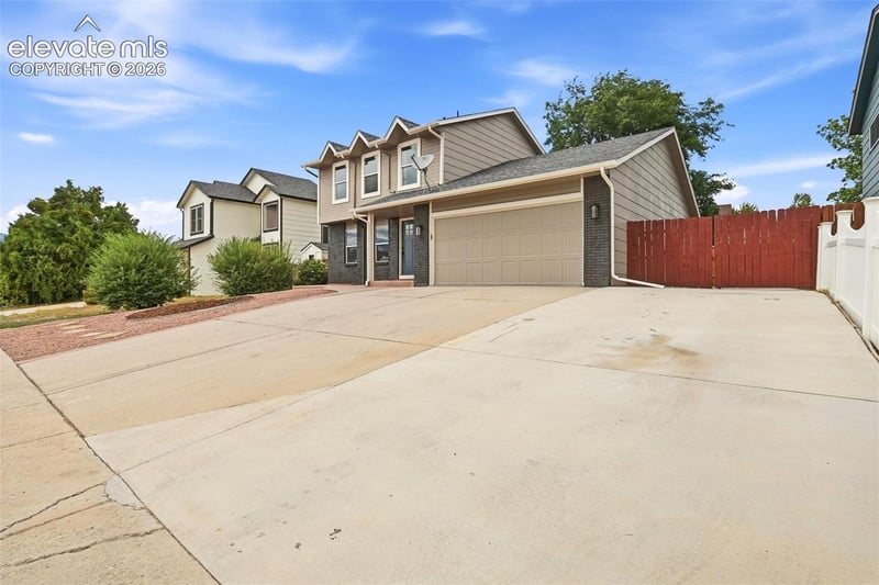 960 Crandall Dr, Colorado Springs, CO 80911