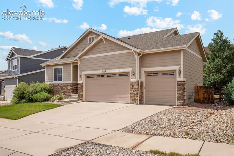 960 Fire Rock Pl, Colorado Springs, CO 80921