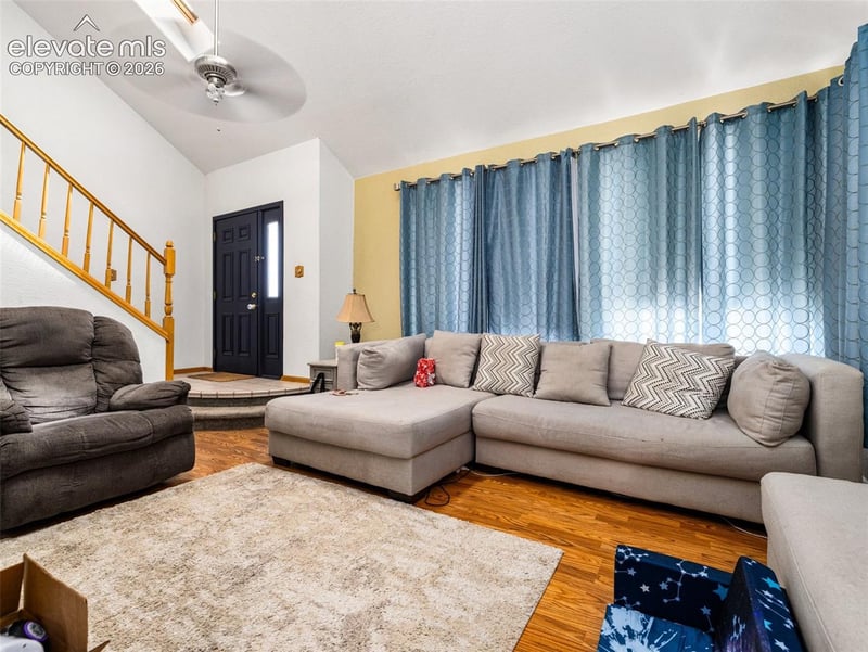 967 W Yerba Buena Dr, Pueblo, CO 81007