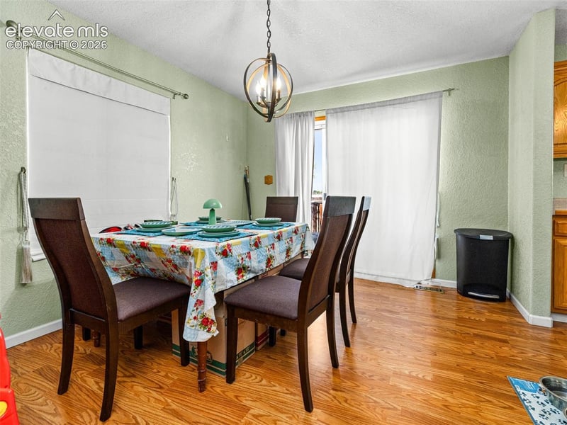 967 W Yerba Buena Dr, Pueblo, CO 81007