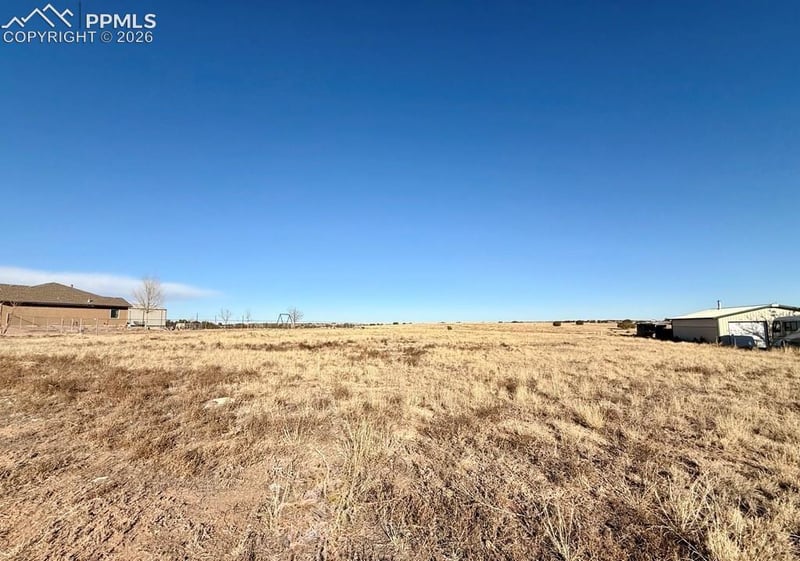 970 S Charlo Dr, Pueblo, CO 81007