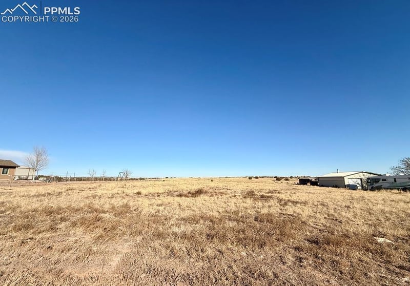970 S Charlo Dr, Pueblo, CO 81007