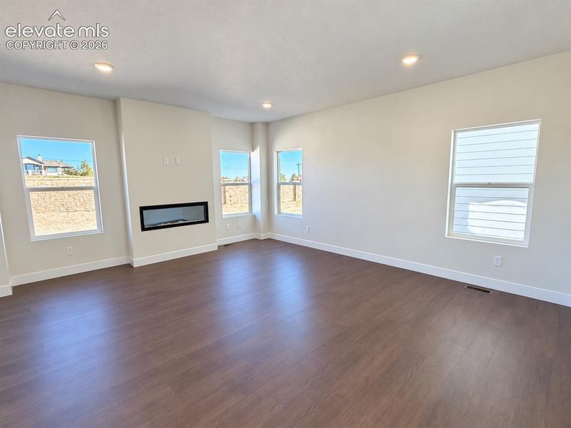 9725 Warrick St, Colorado Springs, CO 80924