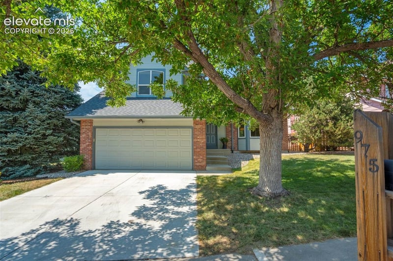 975 Royal Crown Ln, Colorado Springs, CO 80906