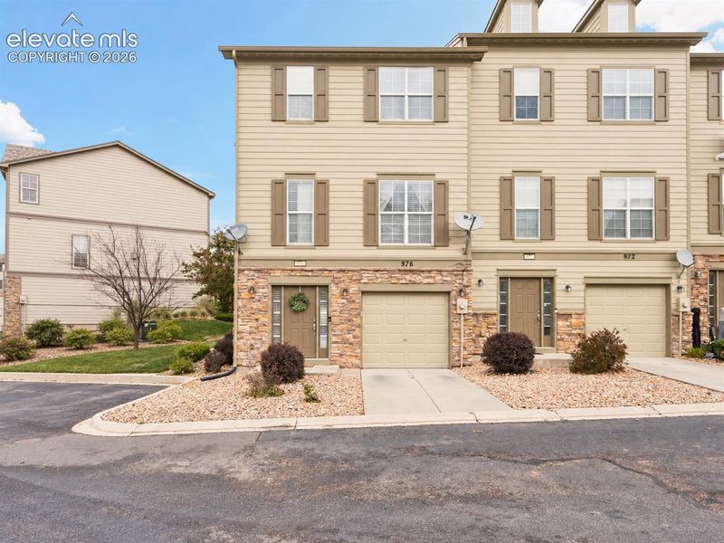 976 Burning Bush Point, Monument, CO 80132