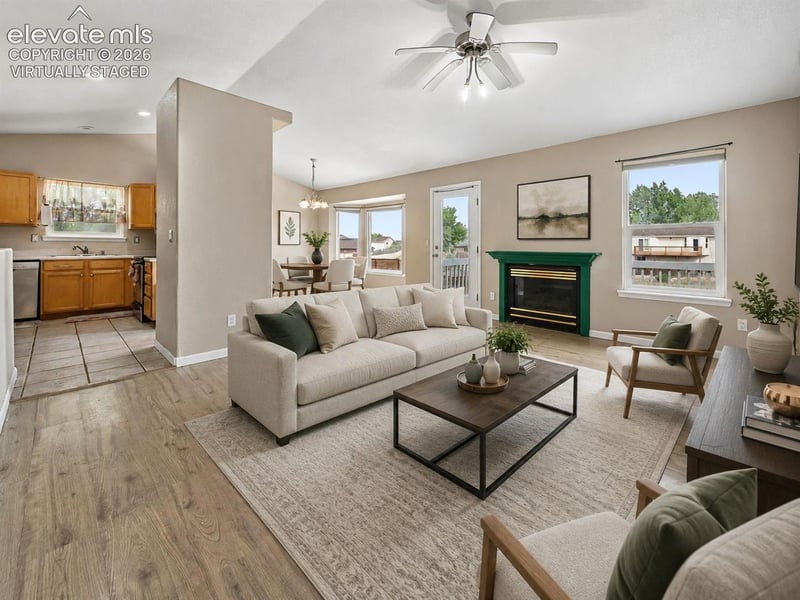 979 S Alexis Ln, Pueblo, CO 81007