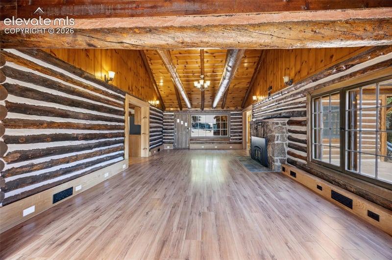 9795 Mountain Rd, Cascade, CO 80809