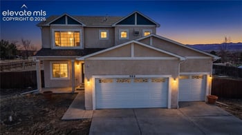980 W El Nido Dr, Pueblo, CO 81007