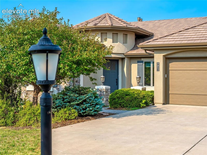 9852 Pine Springs Way, Colorado Springs, CO 80920