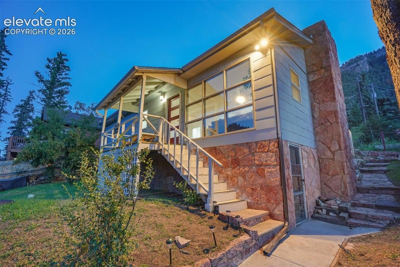 9955 Mesa Rd, Cascade, CO 80809