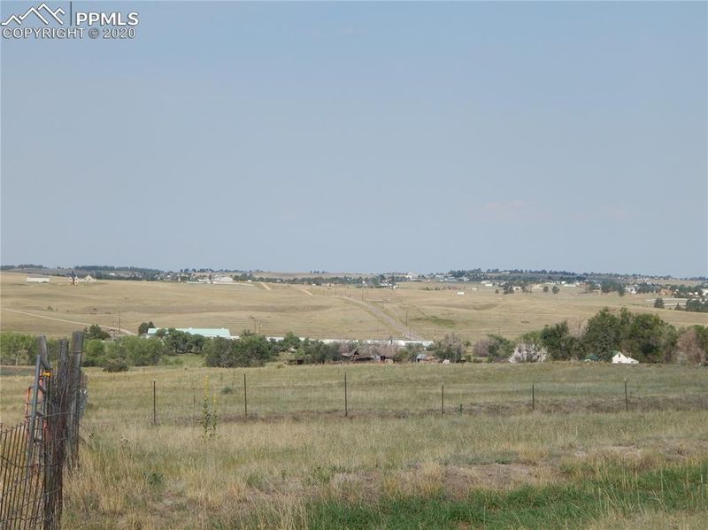 1-B Breezy Acres Cir, Elizabeth, CO 80107