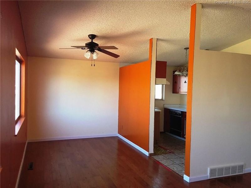 1 Flintlock Ct, Pueblo, CO 81008