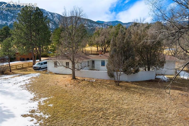 1 Mirada Rd, Colorado Springs, CO 80906