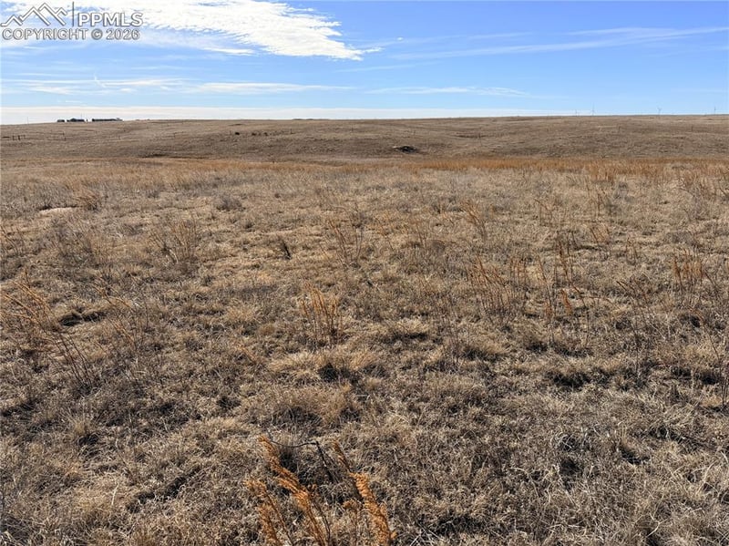 1 Mulberry Rd, Calhan, CO 80808