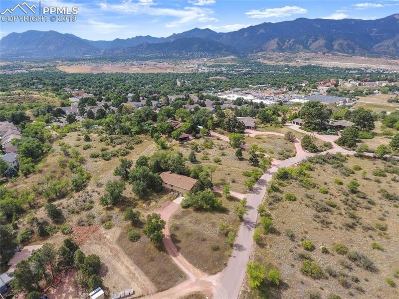 10 Commons Rd, Colorado Springs, CO 80904