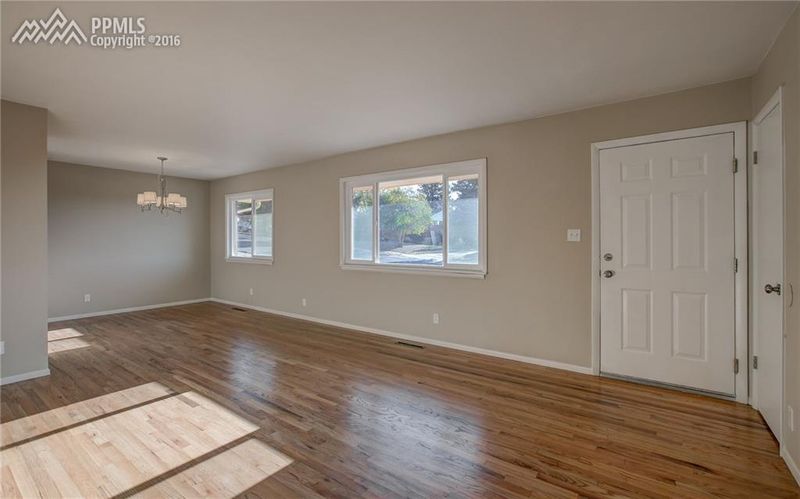 10 N Garland Ave, Colorado Springs, CO 80909