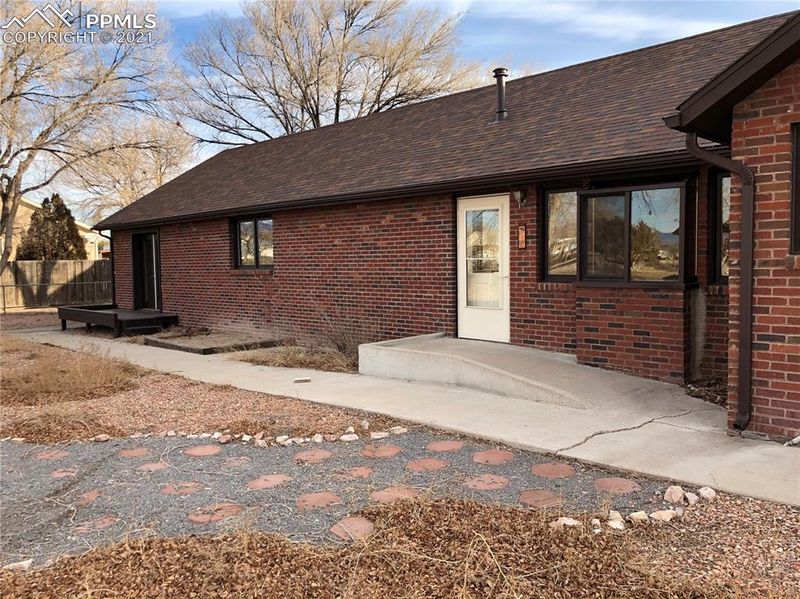 10 Grant St, Penrose, CO 81240
